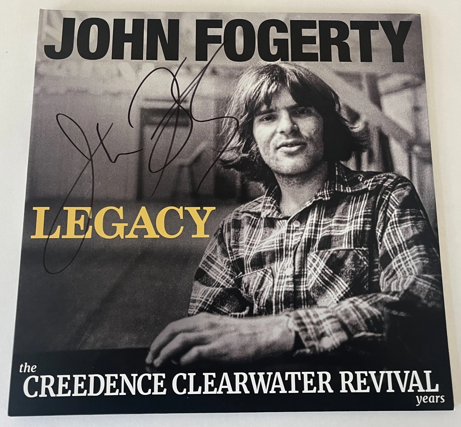JOHN FOGERTY SIGNED LEGACY THE CREEDNCE CLEARWATER REVIVAL YEARS VINYL & COA