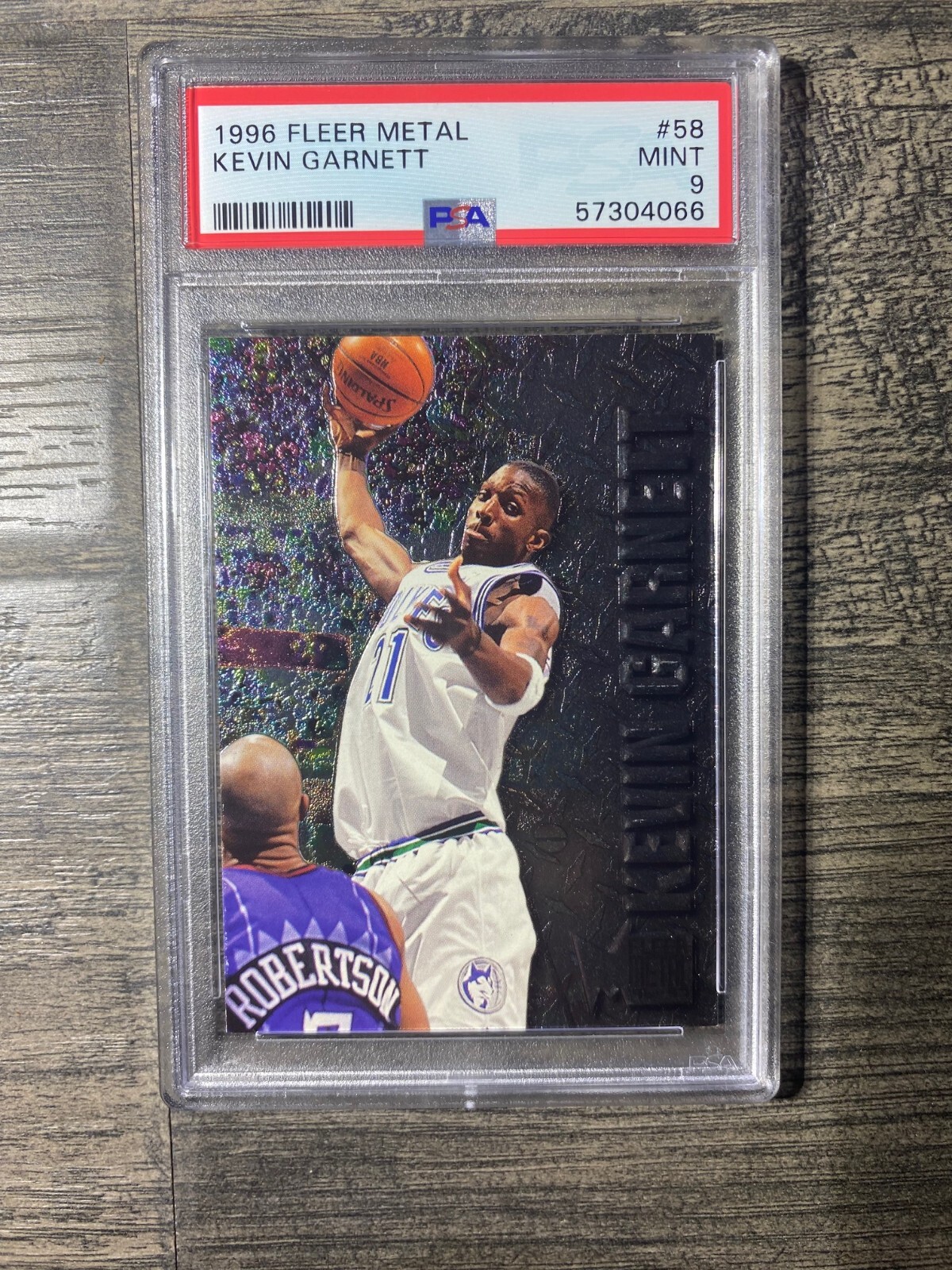 1996 Fleer Metal Kevin Garnett PSA 9