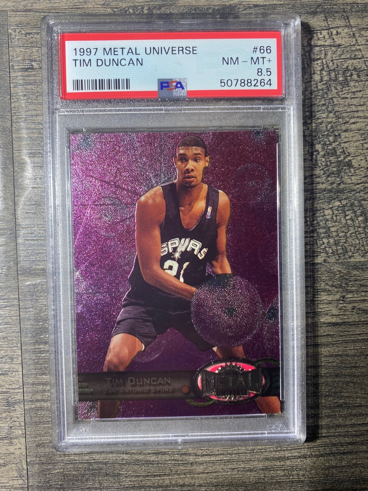 1997 Metal Tim Duncan PSA 8.5