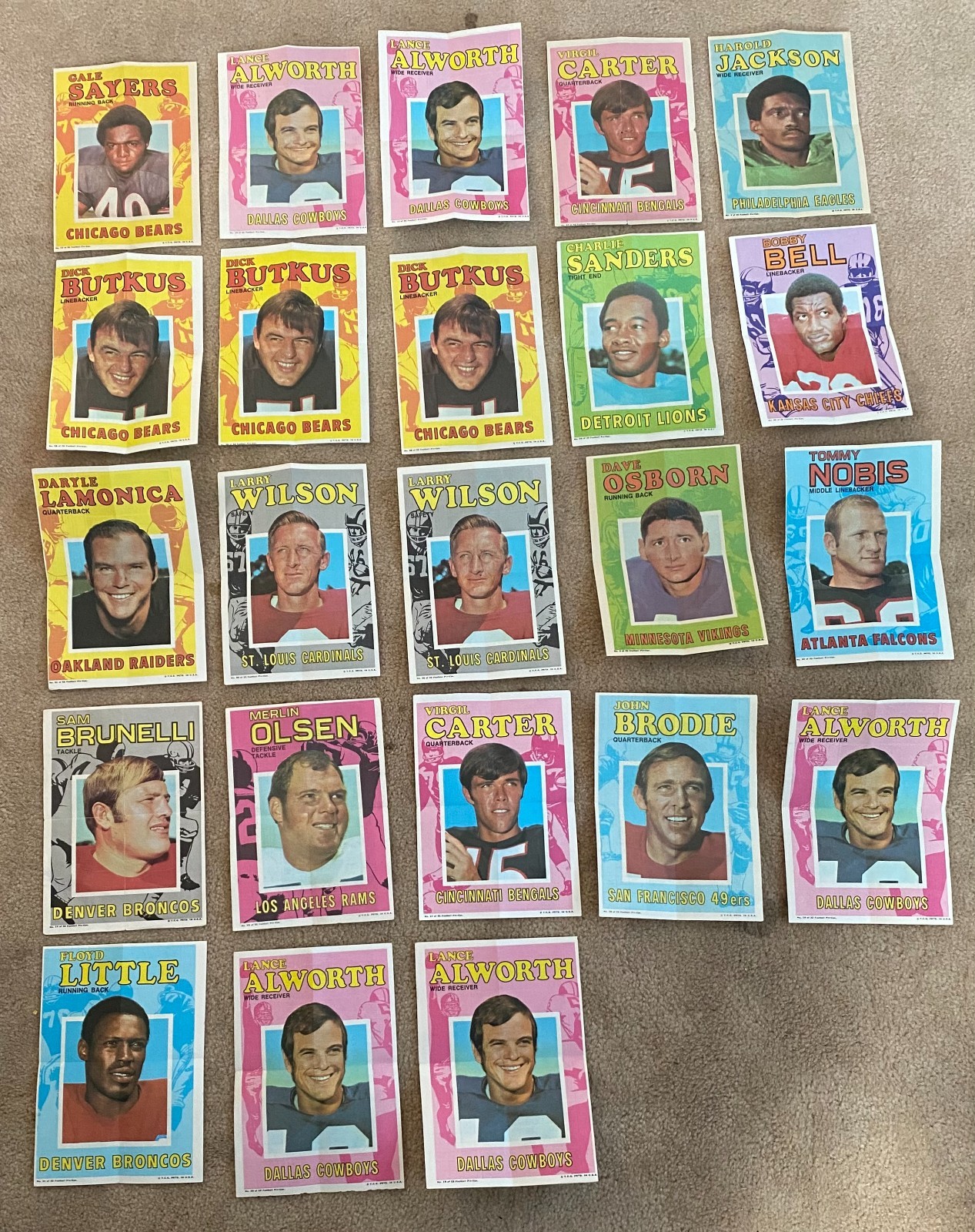 1971 Topps Football Pin Ups Lot of 23 Cards Sayers Butkus Alworth