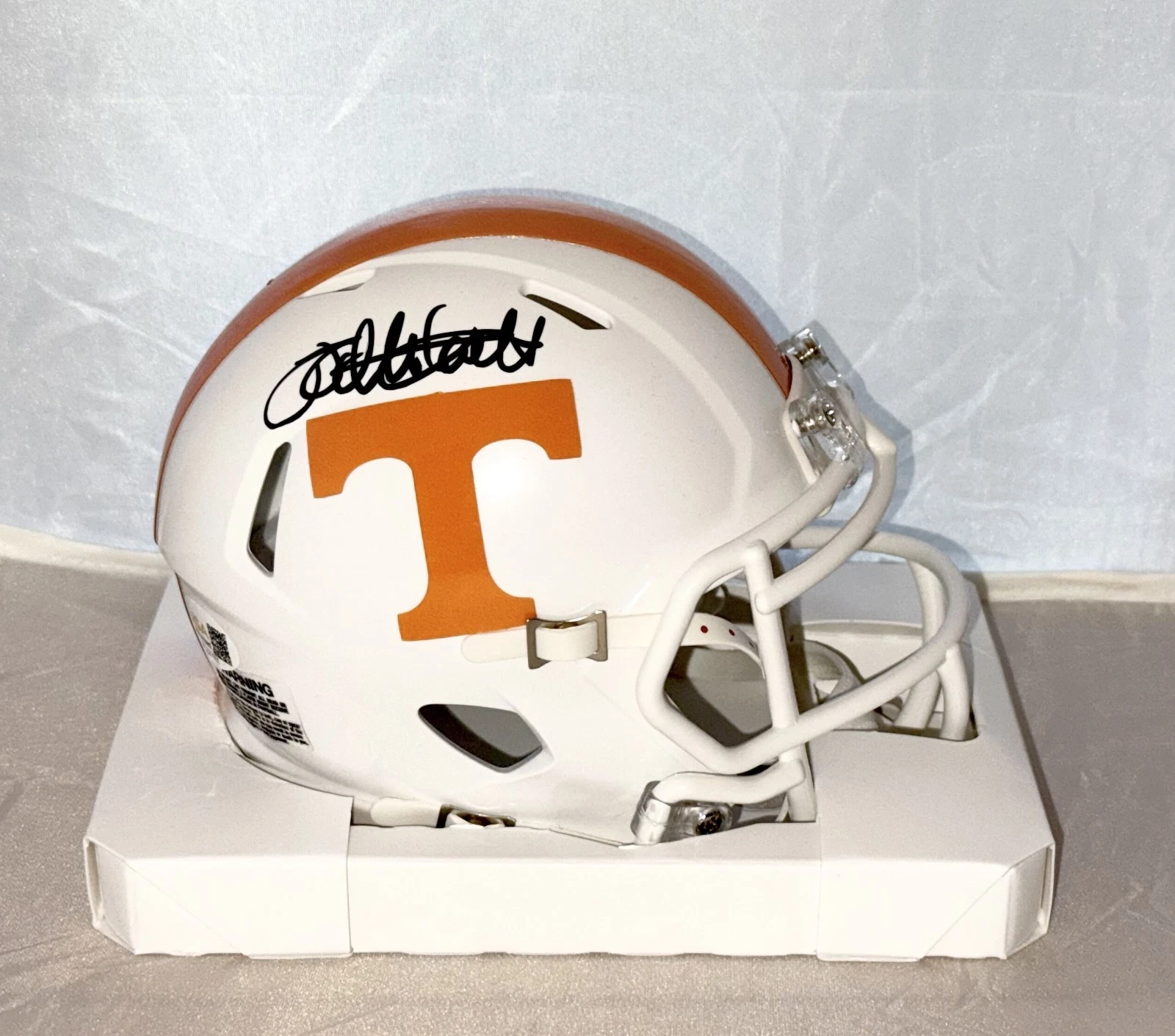 Willie Gault signed Tennessee Volunteers mini helmet autographed JSA Witnessed