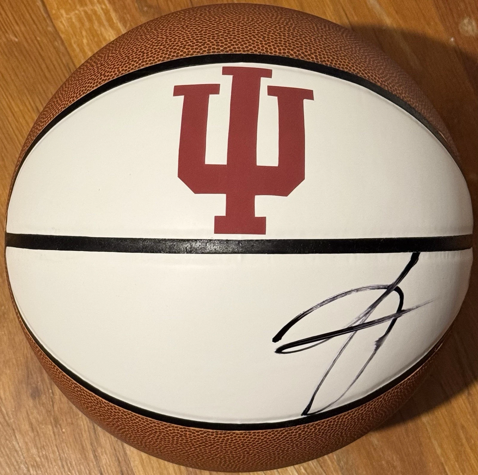 VICTOR OLADIPO SIGNED AUTOGRAPHED INDIANA HOOSIERS LOGO BASKETBALL PSA/DNA COA COLLECTIBLE MEMORABILIA