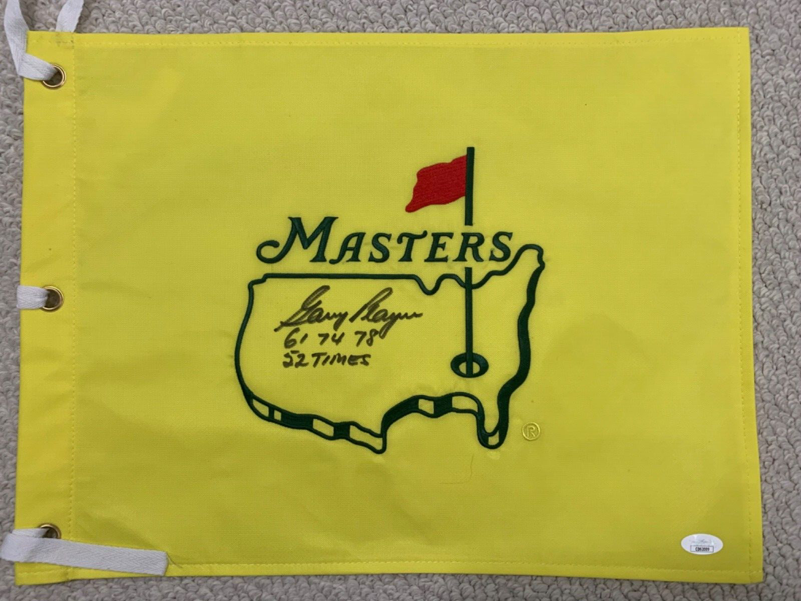 GARY PLAYER HAND SIGNED MASTERS GOLF FLAG       WINNING YEARS+52 TIMES       JSA