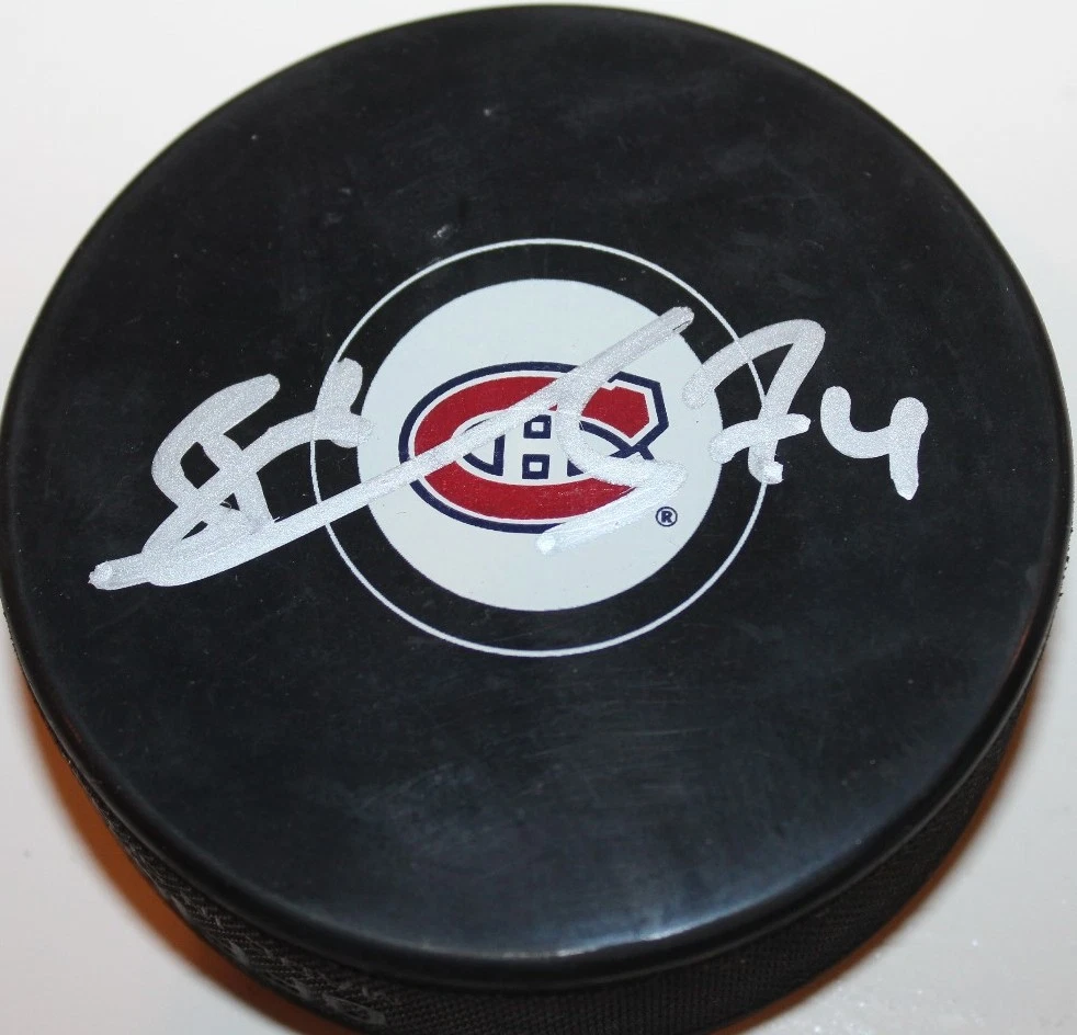 Alexei Emelin signed Montreal Canadiens Puck w/ case COA