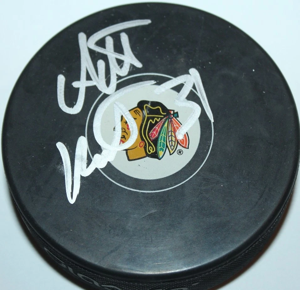 ANTTI RAANTA SIGNED CHICAGO BLACKHAWKS HOCKEY PUCK W/CASE COA