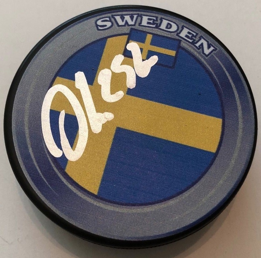 OLIVER EKMAN LARSSON SIGNED TEAM SWEDEN HOCKEY PUCK W/CASE COYOTES COA