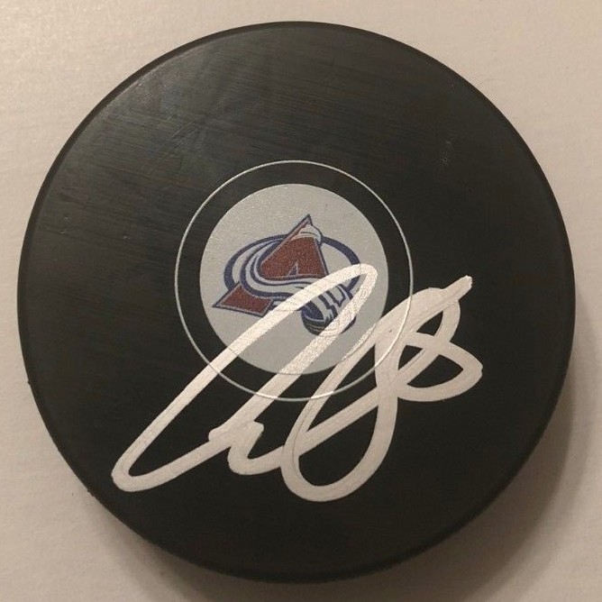 IAN COLE SIGNED COLORADO AVALANCHE PUCK W/CASE COA