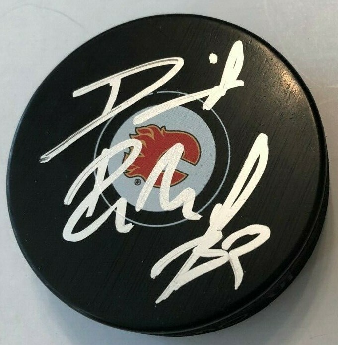 DAVID RITTICH SIGNED CALGARY FLAMES HOCKEY PUCK W/CASE COA