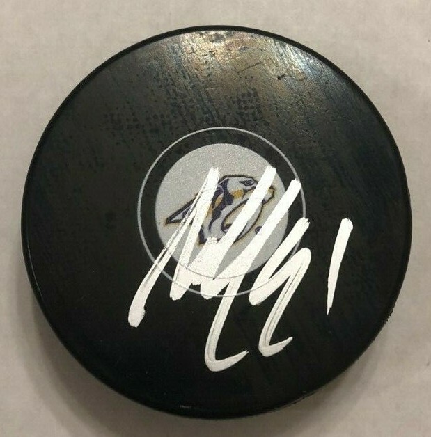 AUSTIN WATSON SIGNED NASHVILLE PREDATORS HOCKEY PUCK W/ CASE COA