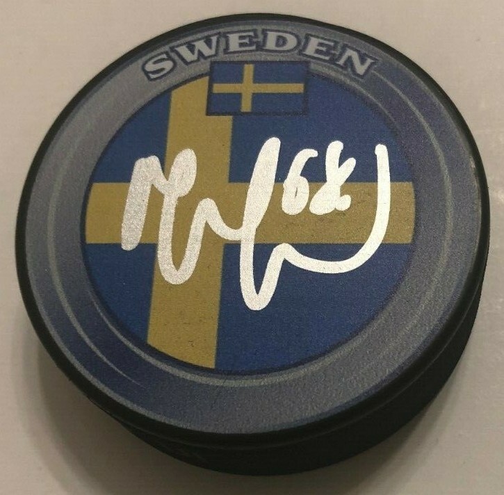 MELKER KARLSSON SIGNED SWEDEN HOCKEY PUCK W/ CASE SHARKS COA