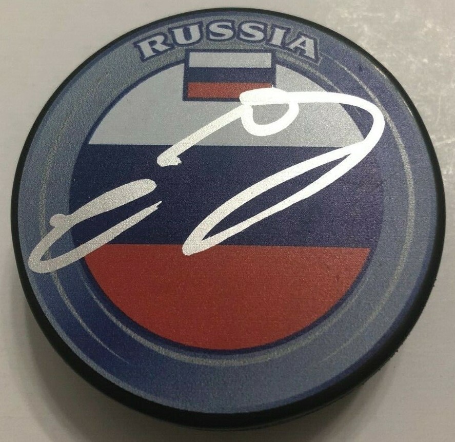 SEMYON VARLAMOV SIGNED RUSSIA HOCKEY PUCK W/ CASE ISLANDERS CAPITALS AVS COA