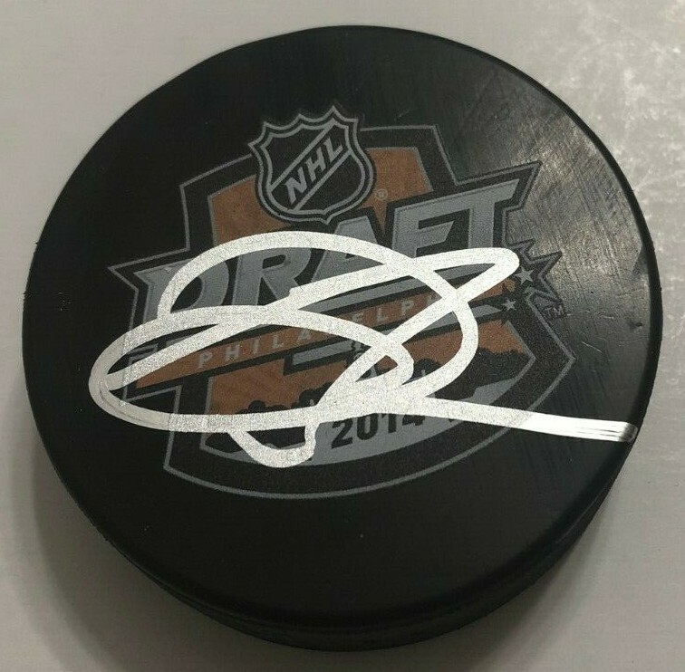 MICHAEL DAL COLLE SIGNED 2014 NHL DRAFT HOCKEY PUCK W/ CASE ISLANDERS COA