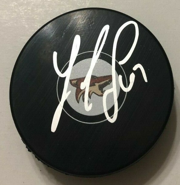LAWSON CROUSE SIGNED ARIZONA COYOTES HOCKEY PUCK W/ CASE COA