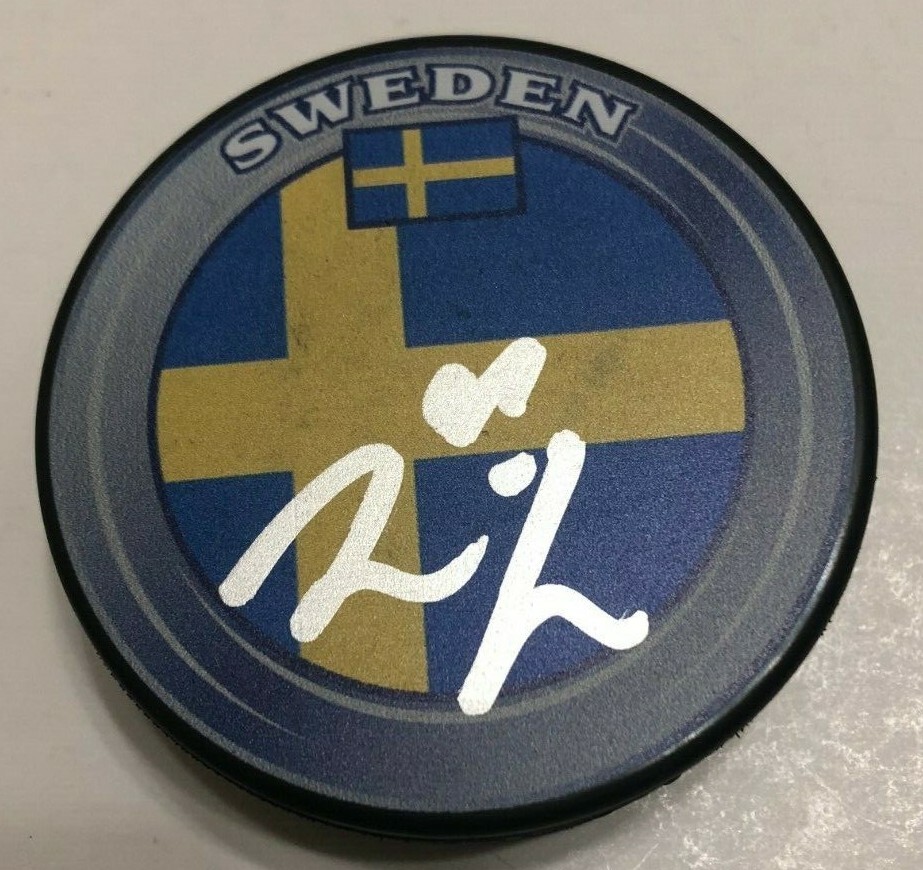 LOUI ERIKSSON SIGNED SWEDEN HOCKEY PUCK W/ CASE STARS BRUINS CANUCKS COA
