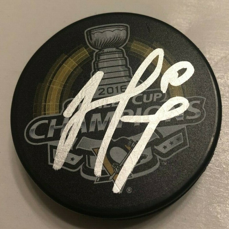 MATT MURRAY SIGNED 2016 PITTSBURGH PENGUINS STANLEY CUP CHAMPS PUCK W/ CASE COA