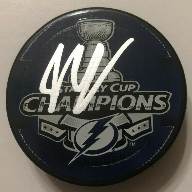 JEFF HALPERN SIGNED 2020 STANLEY CUP PUCK W/ CASE TAMPA BAY LIGHTNING COA