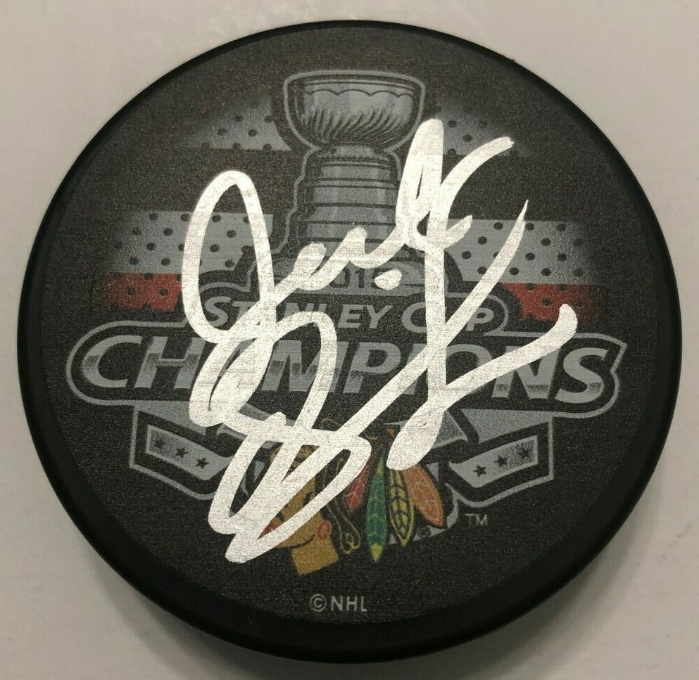 JOEL QUENNEVILLE SIGNED 2015 STANLEY CUP PUCK W/CASE CHICAGO BLACKHAWKS COA