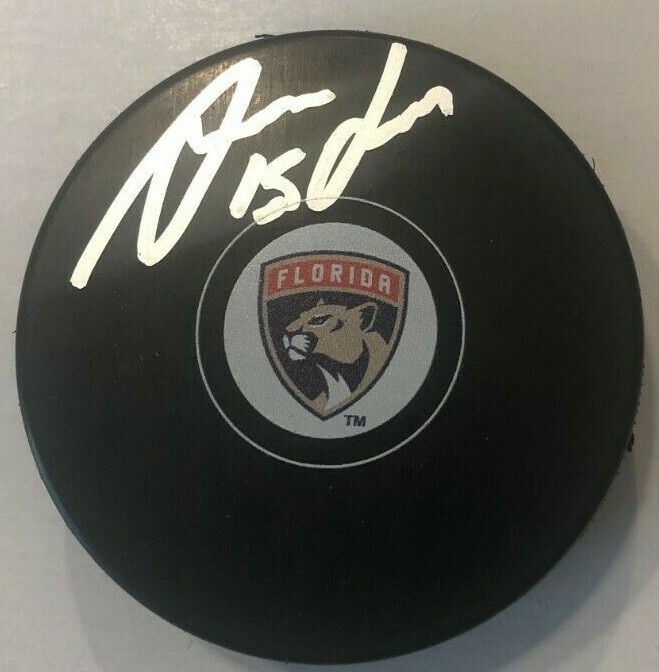 ANTON LUNDELL SIGNED FLORIDA PANTHERS HOCKEY PUCK W/ CASE COA