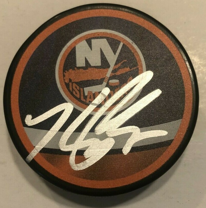 KYLE PALMIERI SIGNED NEW YORK ISLANDERS HOCKEY PUCK W/ CASE COA