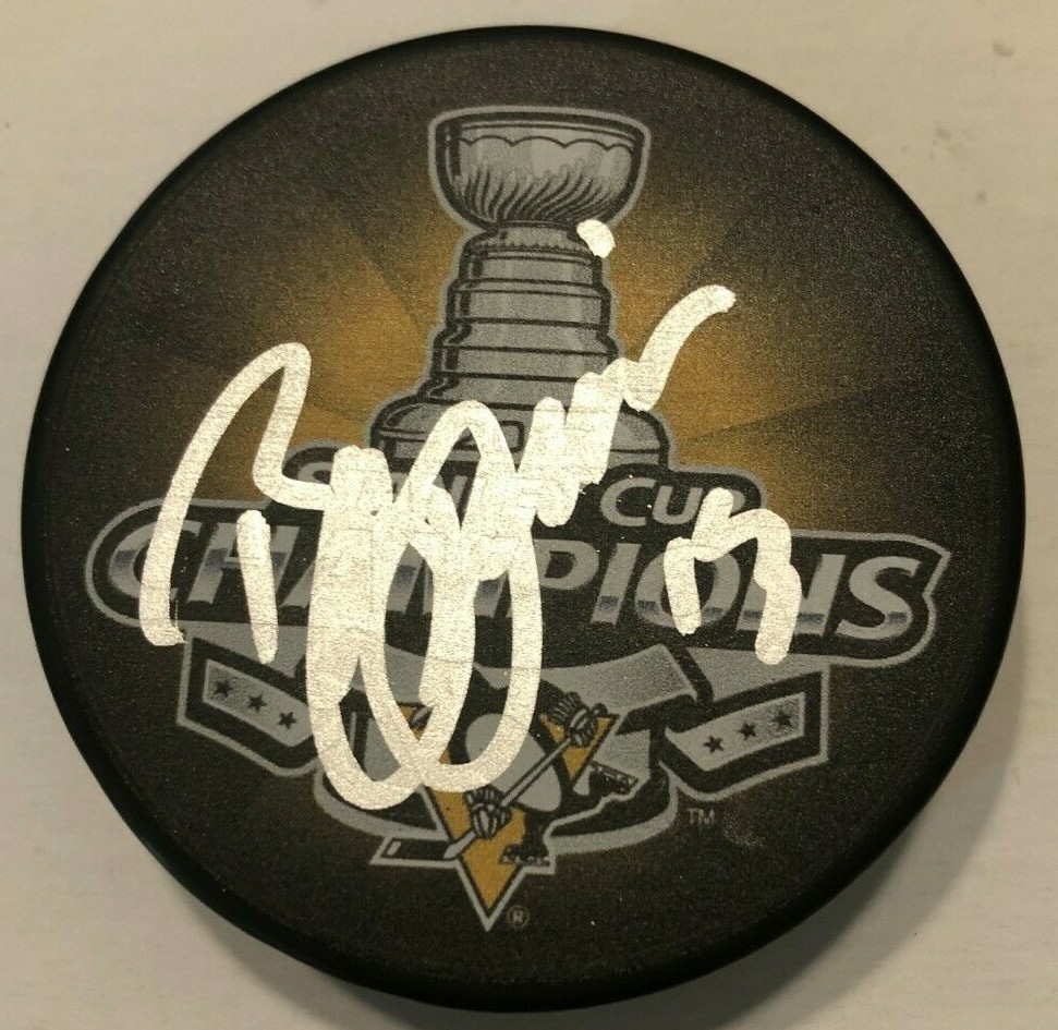 BILL GUERIN SIGNED 2017 STANLEY CUP PUCK W/ CASE PITTSBURGH PENGUINS COA