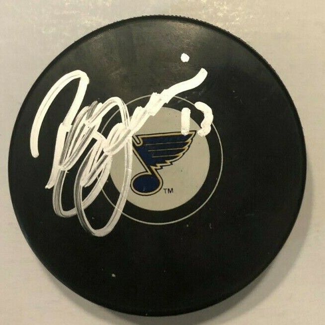 BILL GUERIN SIGNED ST LOUIS BLUES HOCKEY PUCK W/ CASE COA