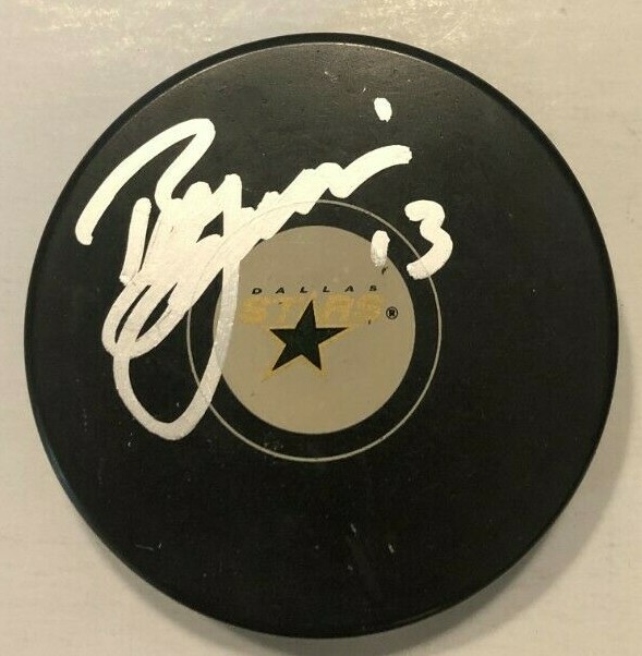 BILL GUERIN SIGNED DALLAS STARS HOCKEY PUCK W/ CASE COA