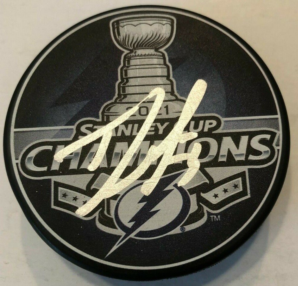 DAVID SAVARD SIGNED 2021 STANLEY CUP PUCK W/ CASE TAMPA BAY LIGHTNING COA