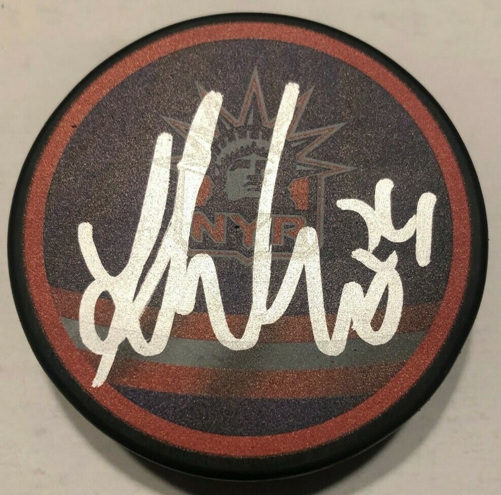 KAAPO KAKKO SIGNED NEW YORK RANGERS HOCKEY PUCK W/ CASE COA