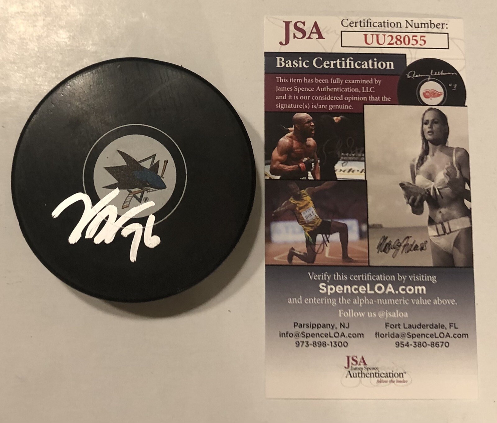 JONATHAN DAHLEN SIGNED SAN JOSE SHARKS HOCKEY PUCK W/ CASE JSA COA