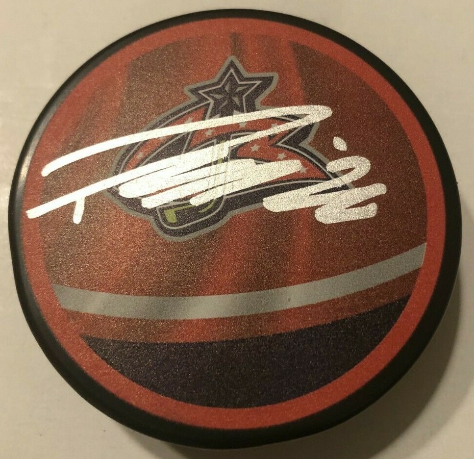 PATRIK LAINE SIGNED COLUMBUS BLUE JACKETS HOCKEY PUCK W/ CASE COA