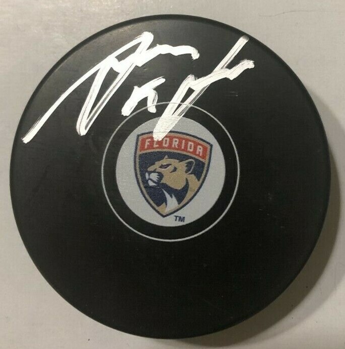 ANTON LUNDELL SIGNED FLORIDA PANTHERS HOCKEY PUCK W/ CASE COA