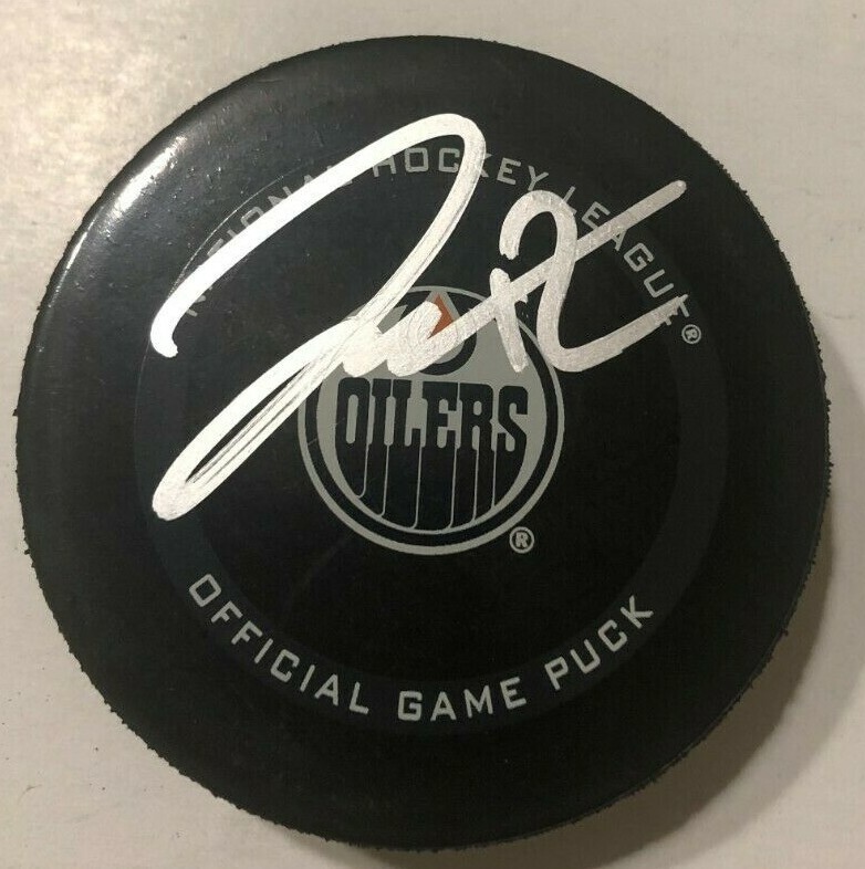 DARNELL NURSE SIGNED EDMONTON OILERS OFFICIAL GAME HOCKEY PUCK W/ CASE COA