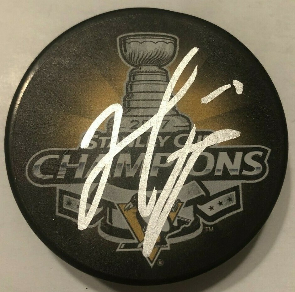 MATT MURRAY SIGNED 2017 STANLEY CUP HOCKEY PUCK W/ CASE PITTSBURGH PENGUINS COA
