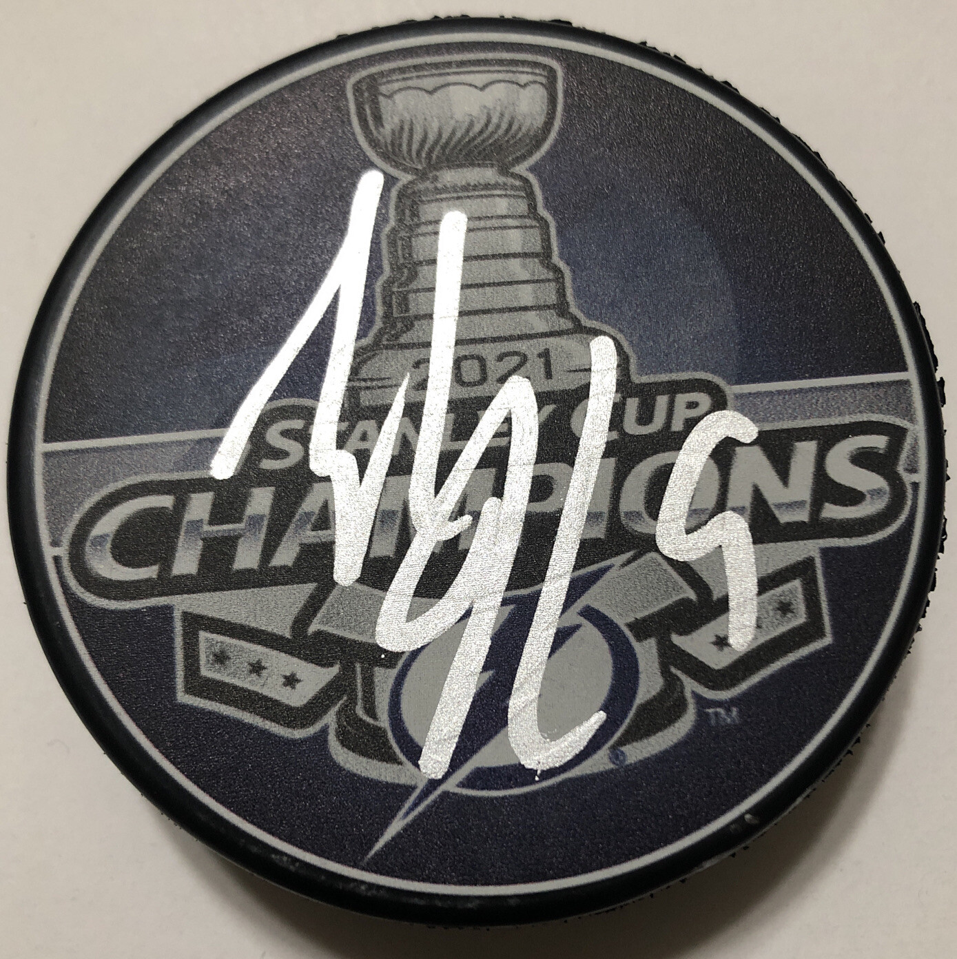 TYLER JOHNSON SIGNED 2021 STANLEY CUP TAMPA BAY LIGHTNING HOCKEY PUCK W CASE COA