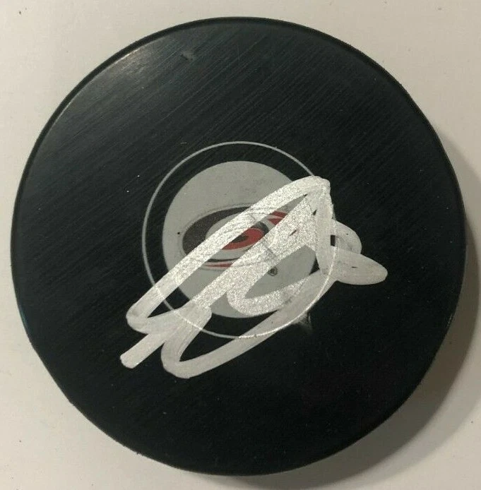 IAN COLE SIGNED CAROLINA HURRICANES HOCKEY PUCK W/ CASE COA