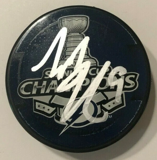 TYLER JOHNSON SIGNED 2020 STANLEY CUP HOCKEY PUCK W CASE TAMPA BAY LIGHTNING COA