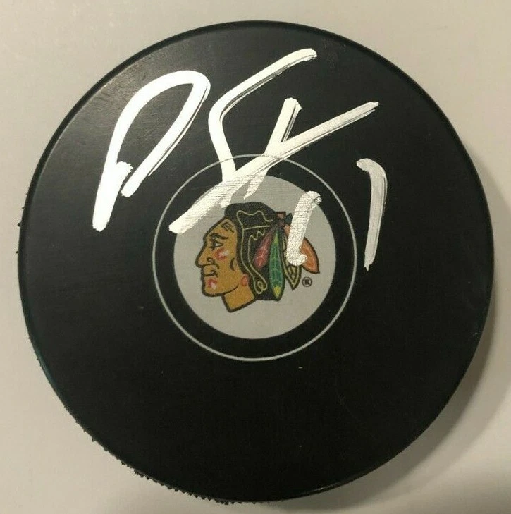 DYLAN STROME SIGNED CHICAGO BLACKHAWKS HOCKEY PUCK W/ CASE COA