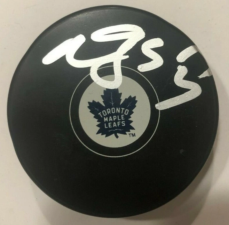 MARK GIORDANO SIGNED TORONTO MAPLE LEAFS HOCKEY PUCK W/ CASE COA