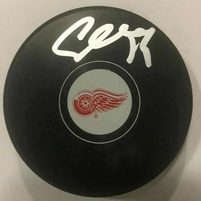 SAM GAGNER SIGNED DETROIT RED WINGS HOCKEY PUCK W/ CASE COA