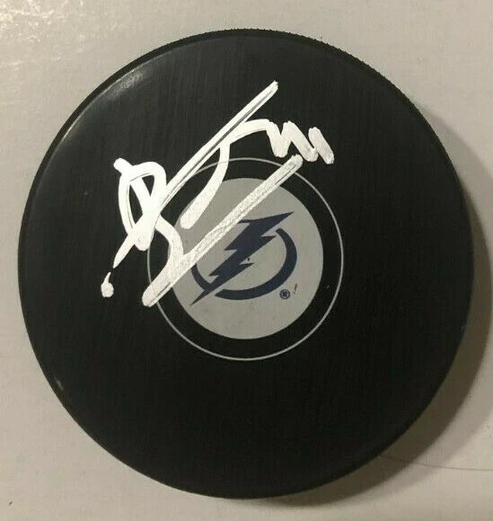 PIERRE-EDOUARD BELLEMARE SIGNED TAMPA BAY LIGHTNING HOCKEY PUCK W/ CASE COA