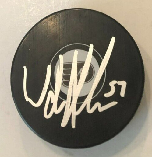 WADE ALLISON SIGNED AUTOGRAPHED PHILADELPHIA FLYERS HOCKEY PUCK W/ CASE COA