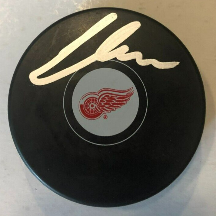 FILIP ZADINA SIGNED AUTOGRAPHED DETROIT RED WINGS HOCKEY PUCK W/ CASE COA