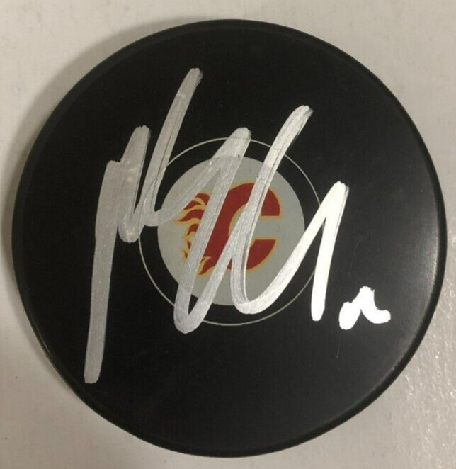 MIKAEL BACKLUND SIGNED AUTOGRAPHED CALGARY FLAMES HOCKEY PUCK W/ CASE COA