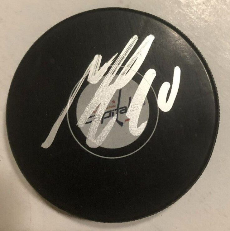 MARCUS JOHANSSON SIGNED AUTOGRAPHED WASHINGTON CAPITALS HOCKEY PUCK W/ CASE COA