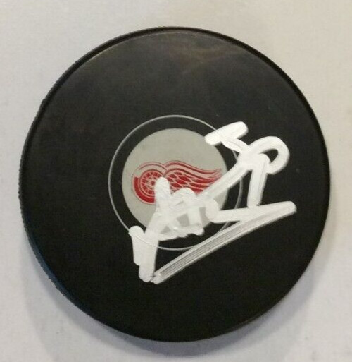 ALEX NEDELJKOVIC SIGNED DETROIT RED WINGS HOCKEY PUCK W/ CASE COA