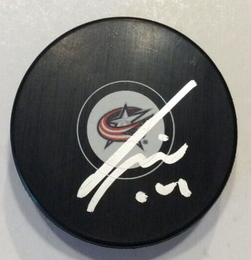 GUSTAV NYQUIST SIGNED COLUMBUS BLUE JACKETS HOCKEY PUCK W/ CASE COA