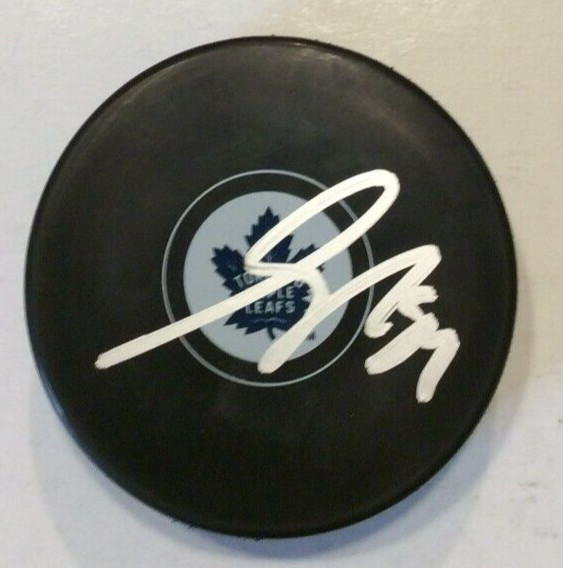 NICHOLAS ROBERTSON SIGNED TORONTO MAPLE LEAFS HOCKEY PUCK W/ CASE NICK COA
