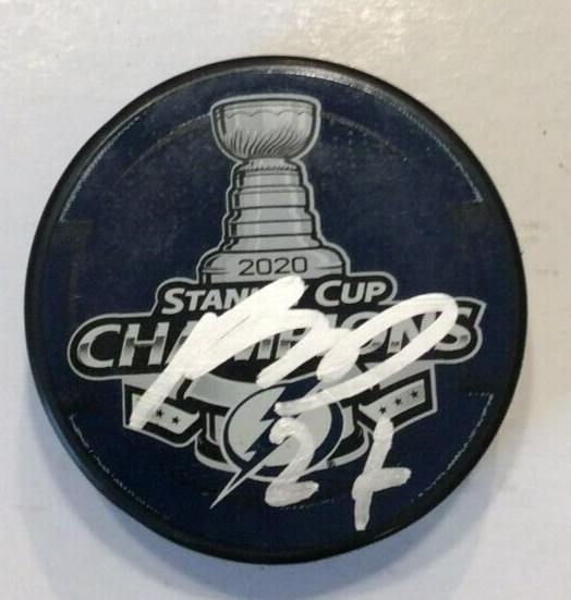 RYAN MCDONAGH SIGNED TAMPA BAY LIGHTNING 2020 STANLEY CUP HOCKEY PUCK W CASE COA