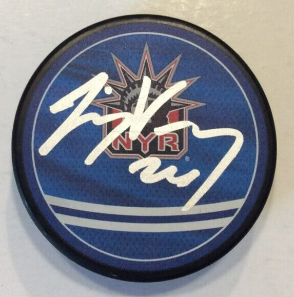 JIMMY VESEY SIGNED NEW YORK RANGERS HOCKEY PUCK W/ CASE COA