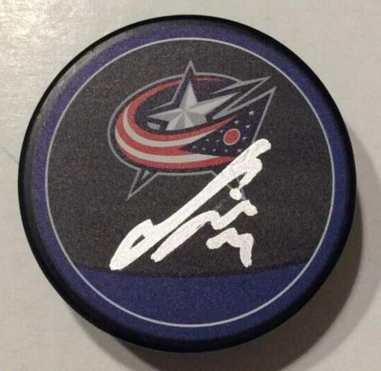 GUSTAV NYQUIST SIGNED COLUMBUS BLUE JACKETS HOCKEY PUCK W/ CASE COA